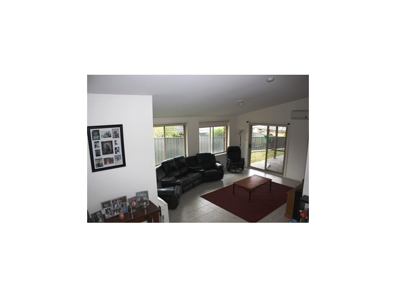 255 Johns Road, Wadalba NSW 2259