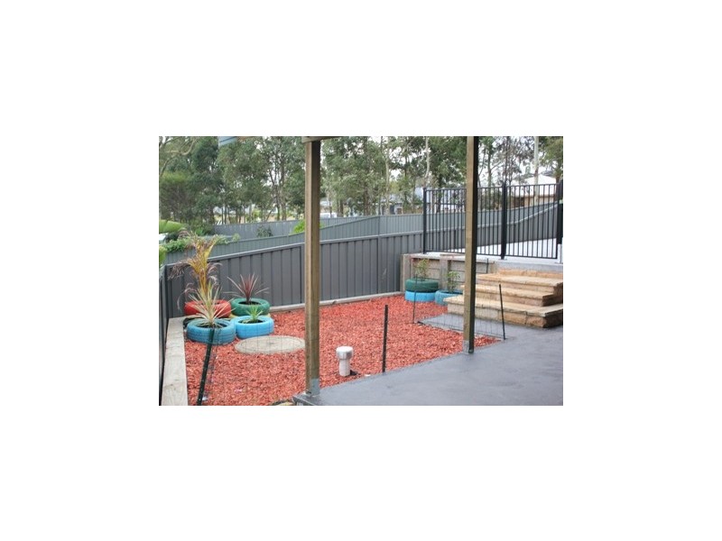 255 Johns Road, Wadalba NSW 2259