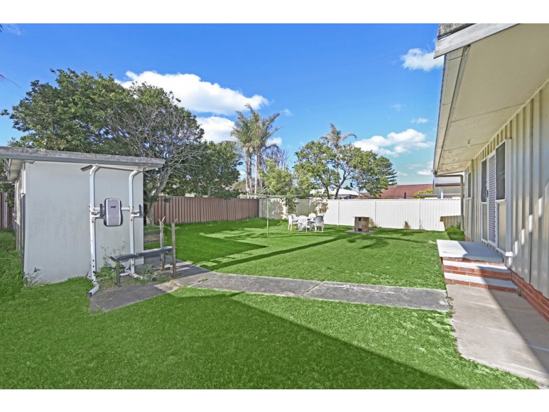 151 Budgewoi Road, Budgewoi NSW 2262