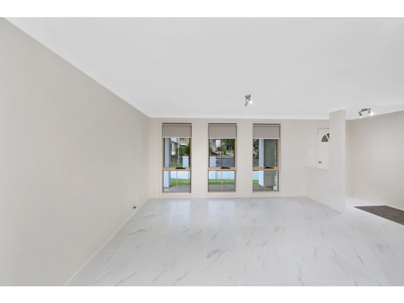 9 Marsden Road, Blue Haven NSW 2262