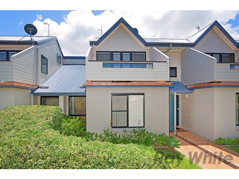 8/17-21 Mary Street, Gorokan NSW 2263