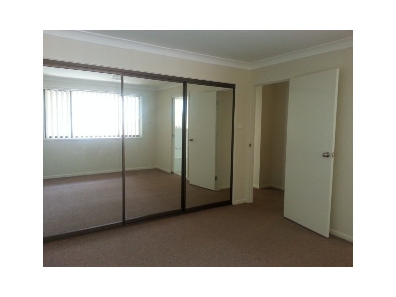 11 Penguin Road, Blue Haven NSW 2262