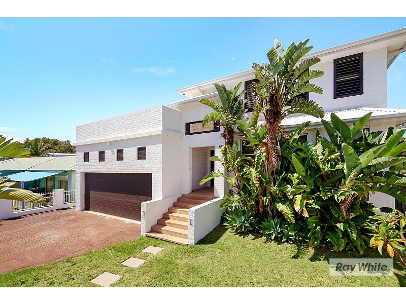 6 Mathews Street, Norah Head NSW 2263