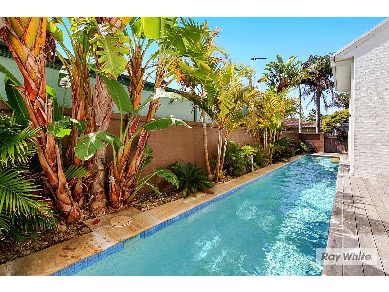 6 Mathews Street, Norah Head NSW 2263