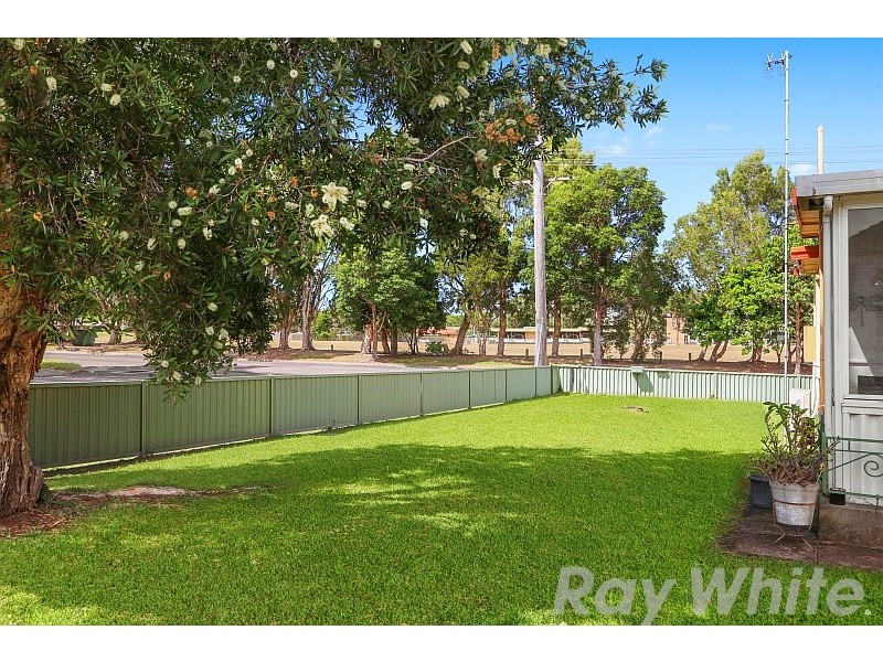 52 Crossingham Street, Toukley NSW 2263