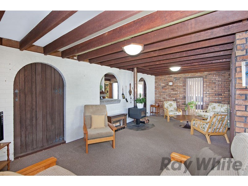 22 Waverley Road, Mannering Park NSW 2259