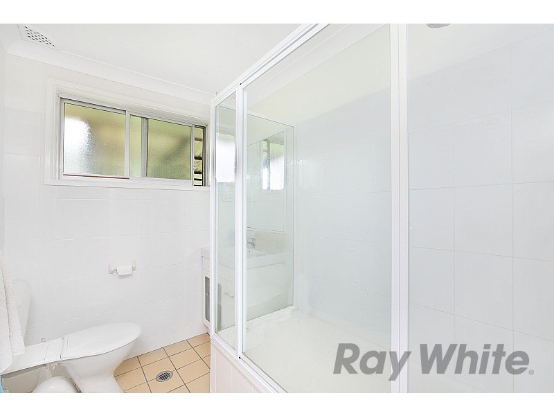 52 Warrina Avenue, Summerland Point NSW 2259