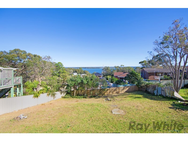 120 Terence Avenue, Lake Munmorah NSW 2259