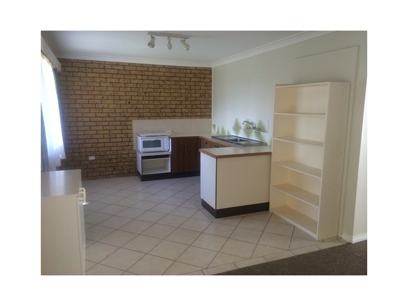 16 (Flat) Andrew Street, Lake Munmorah NSW 2259