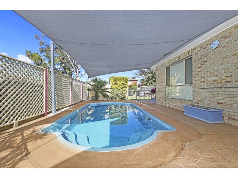 6 Ocean View Road, Gorokan NSW 2263