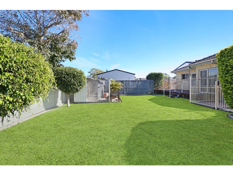 6 Ocean View Road, Gorokan NSW 2263