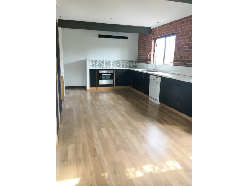 21 Grandview Parade, Gorokan NSW 2263