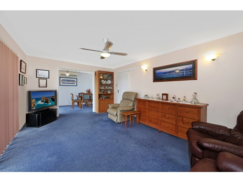 5 Laelana Avenue, Budgewoi NSW 2262