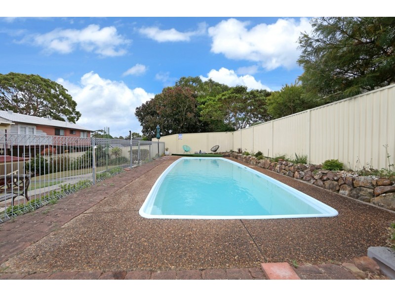 5 Laelana Avenue, Budgewoi NSW 2262