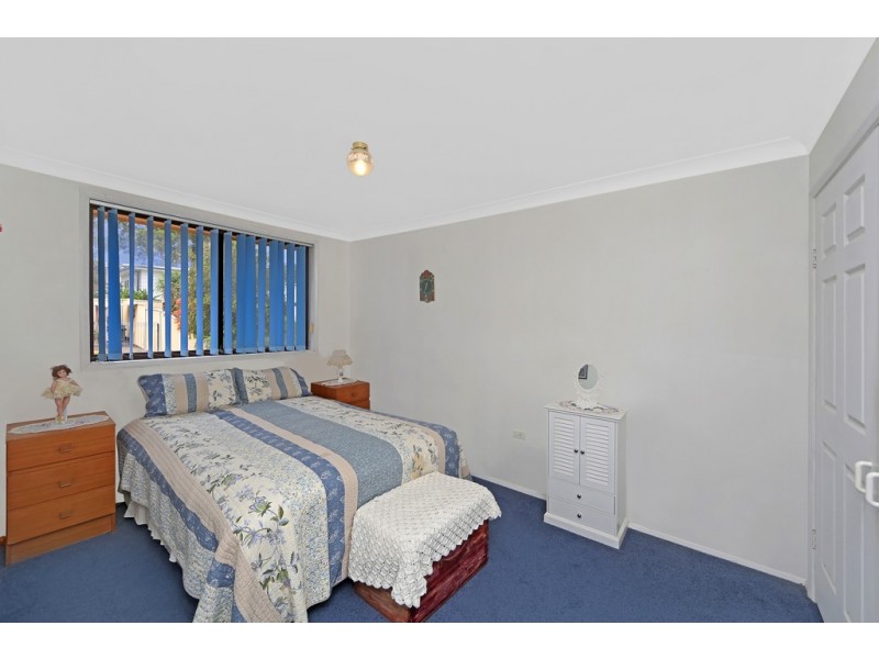 5 Laelana Avenue, Budgewoi NSW 2262