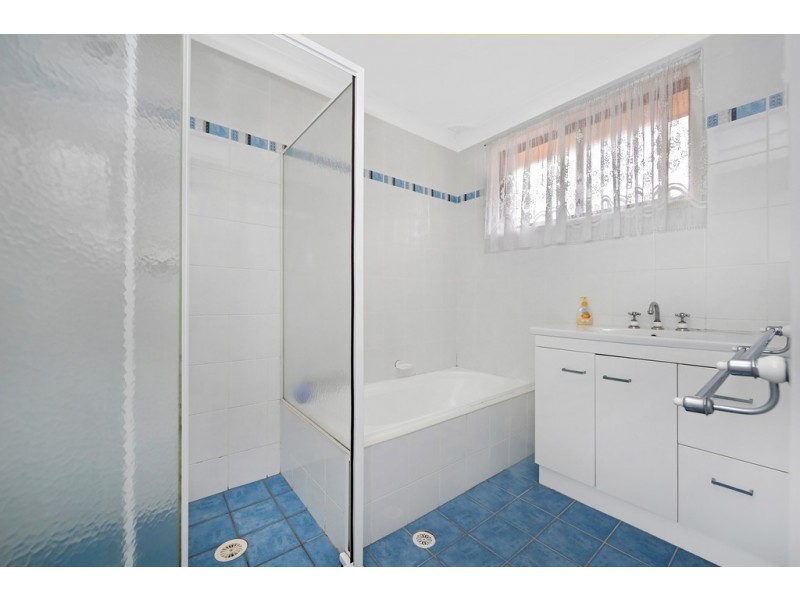 5 Laelana Avenue, Budgewoi NSW 2262