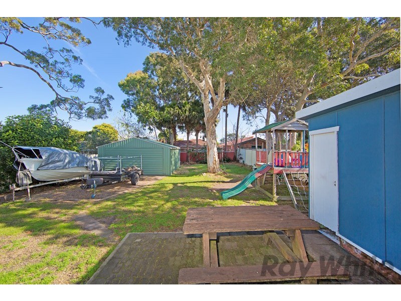 20 Victoria Avenue, Toukley NSW 2263