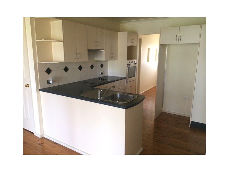 32 Restlea Avenue, Charmhaven NSW 2263