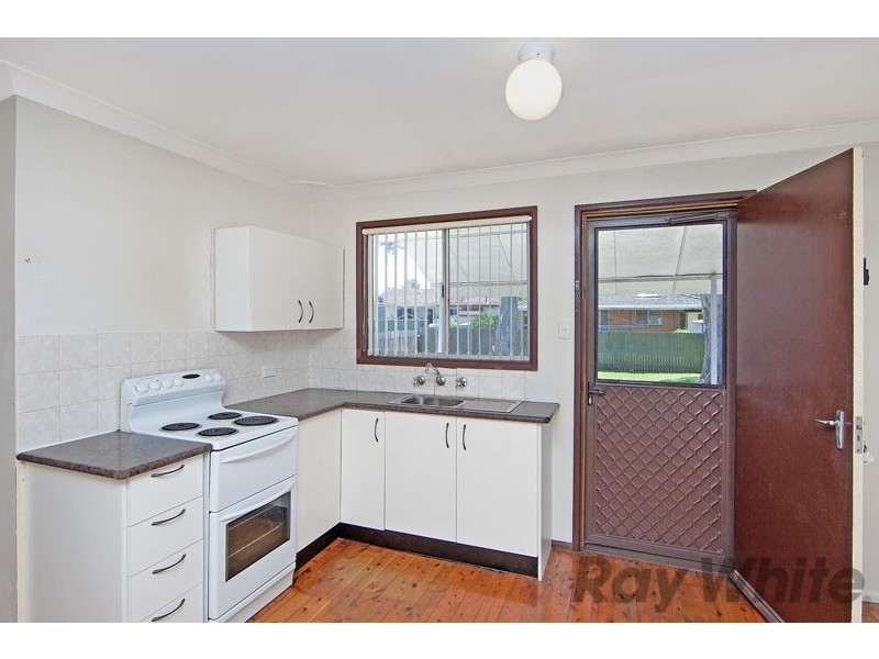 18 Glenlake, Toukley NSW 2263