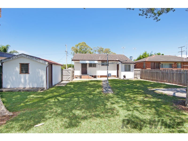 18 Glenlake, Toukley NSW 2263