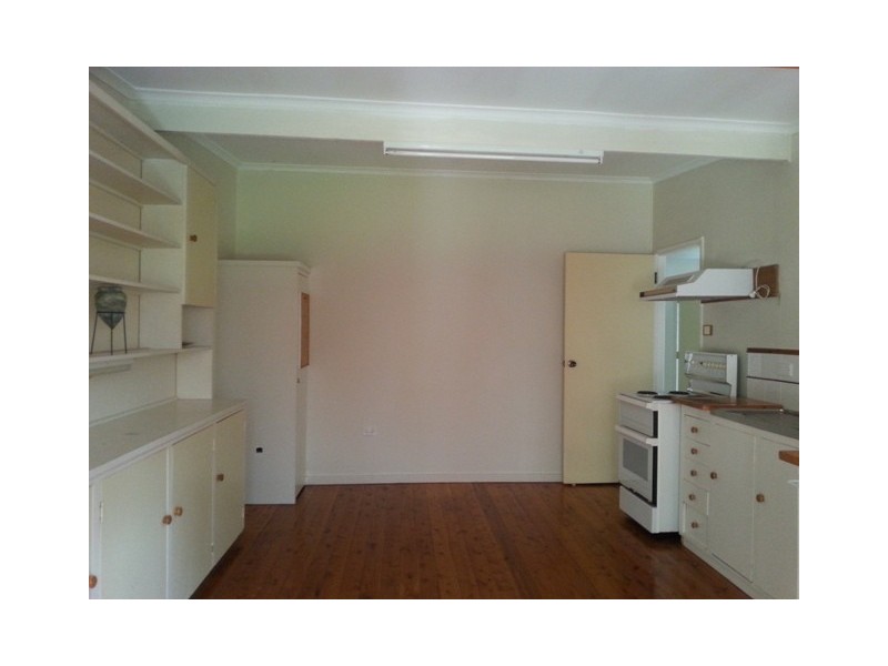 52 First Avenue, Toukley NSW 2263