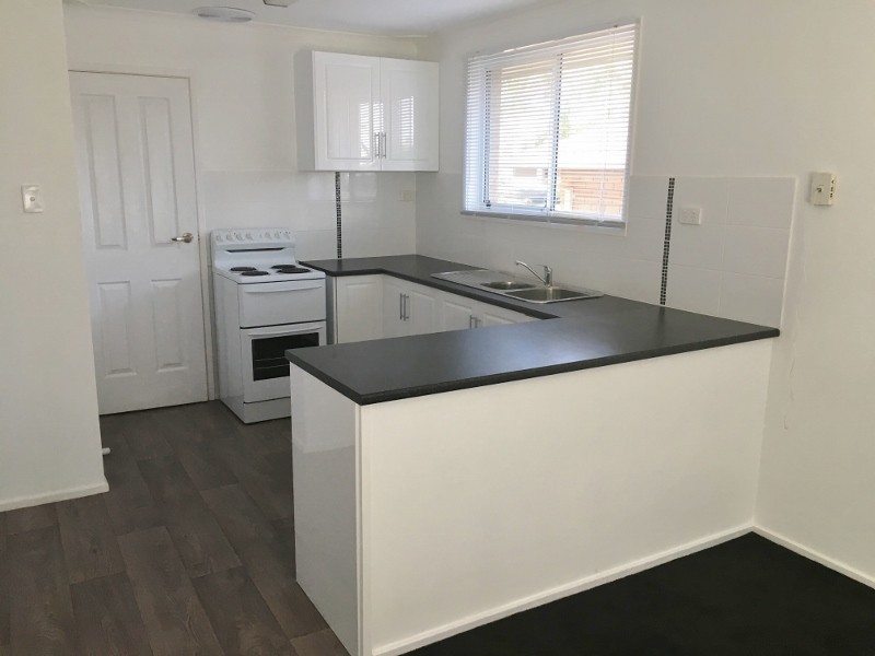 6 Gwenneth Close, Kanwal NSW 2259