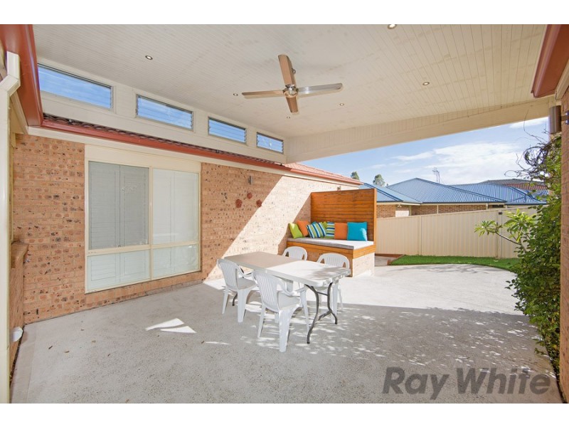 7 Highcliff Close, Woongarrah NSW 2259