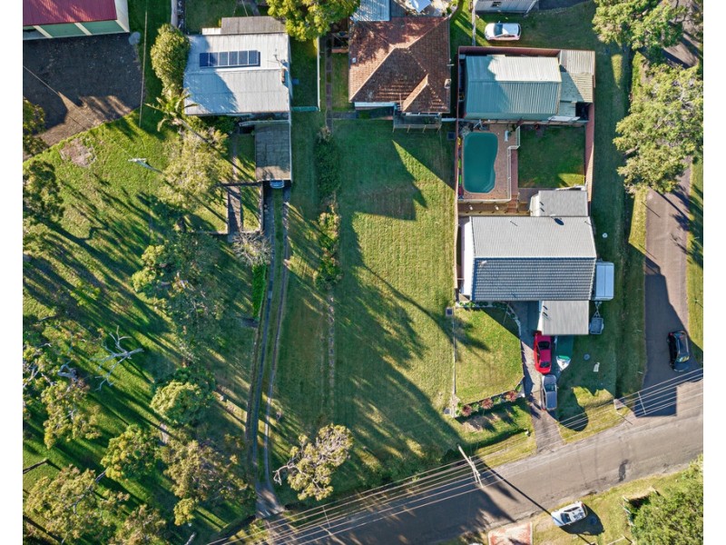 27 Kamilaroo Avenue, Lake Munmorah NSW 2259