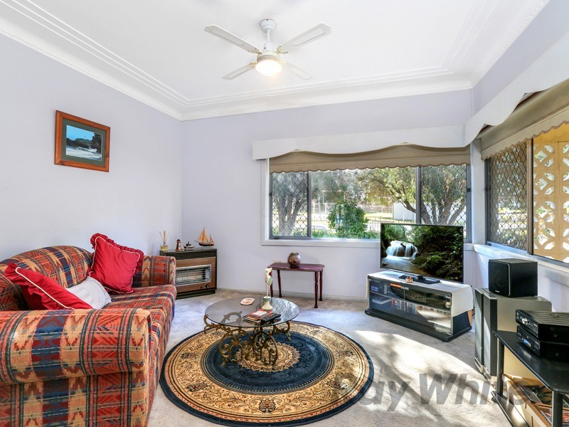 16 Diamond Head Drive, Budgewoi NSW 2262