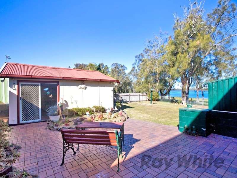 16 Diamond Head Drive, Budgewoi NSW 2262