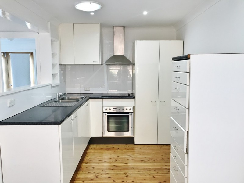 22 Scenic Drive, Budgewoi NSW 2262