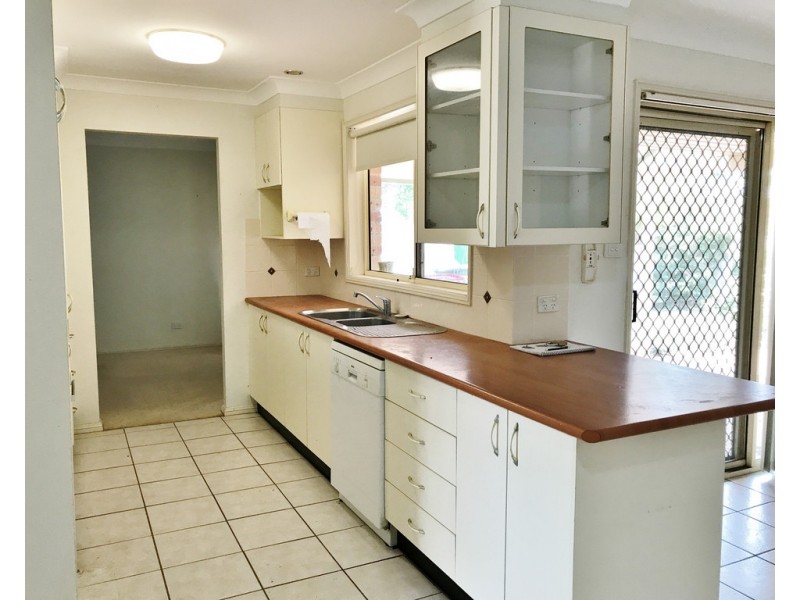 138 Roper Road, Blue Haven NSW 2262