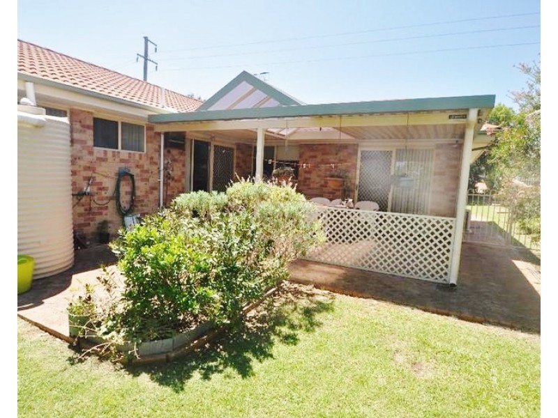 138 Roper Road, Blue Haven NSW 2262