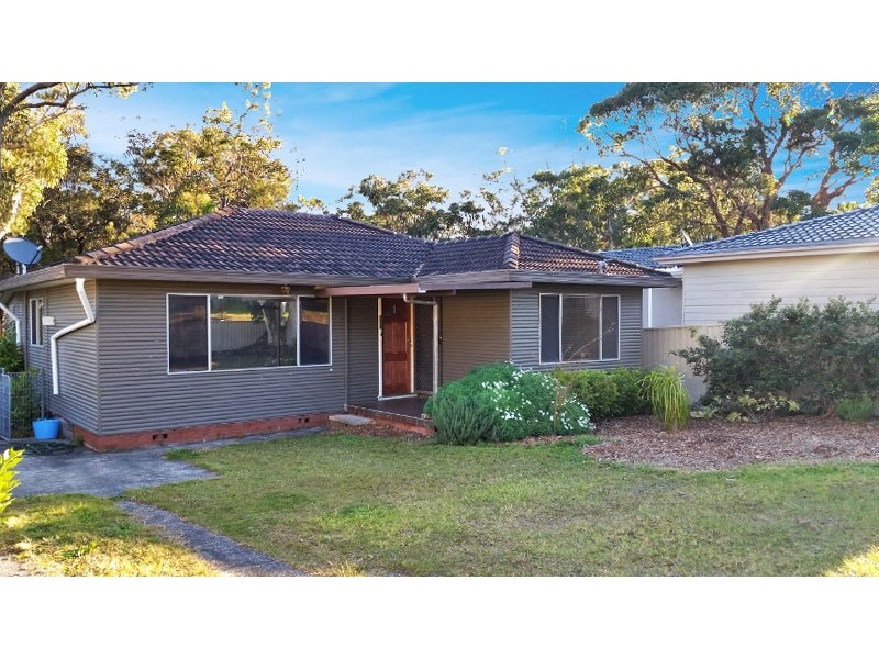 226 Scenic Drive, Budgewoi NSW 2262