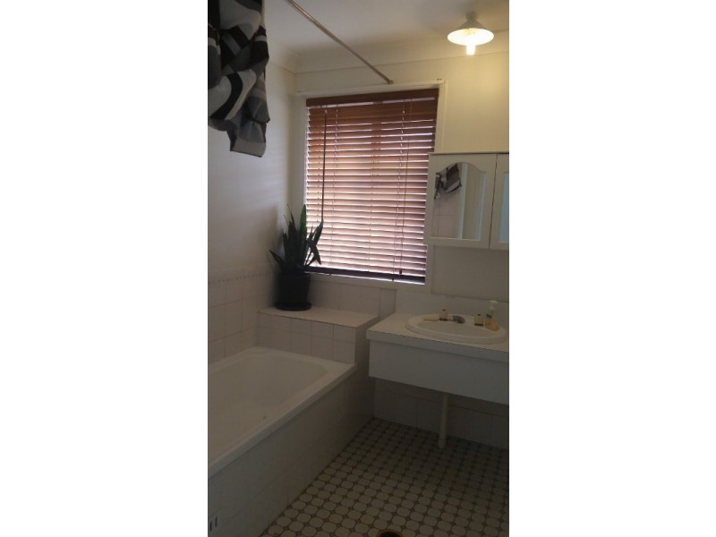 18 Mundara Close, Buff Point NSW 2262