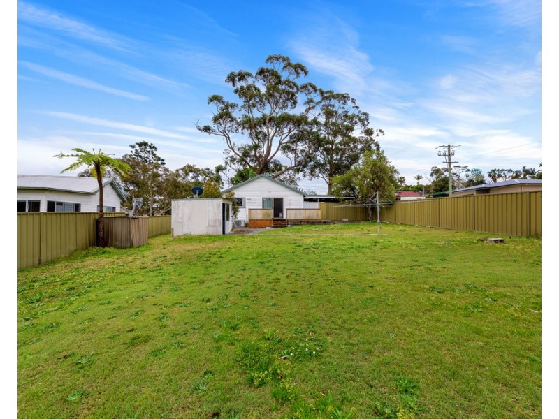 2 Moola Road, Buff Point NSW 2262