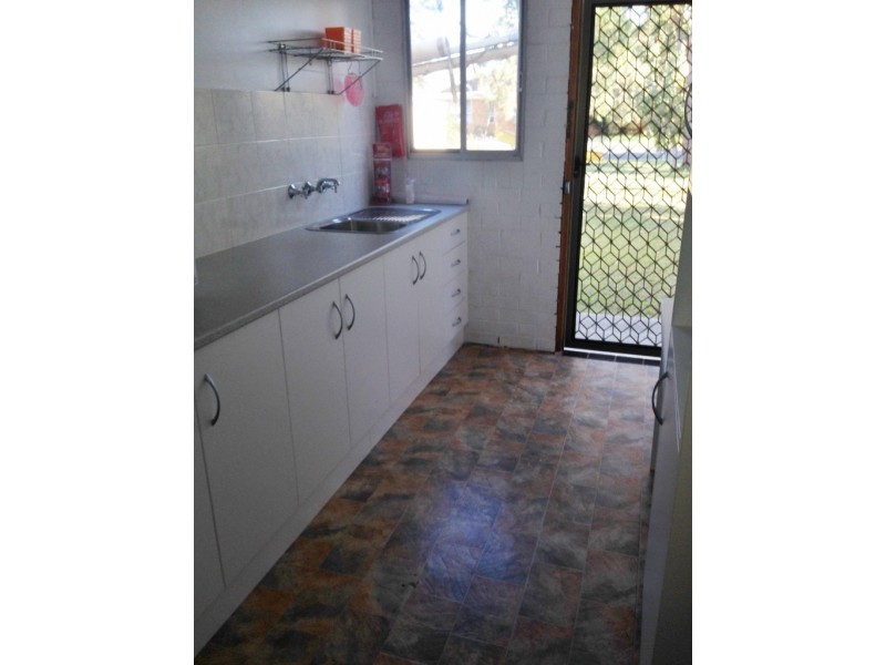 79 Natuna Avenue, Budgewoi NSW 2262