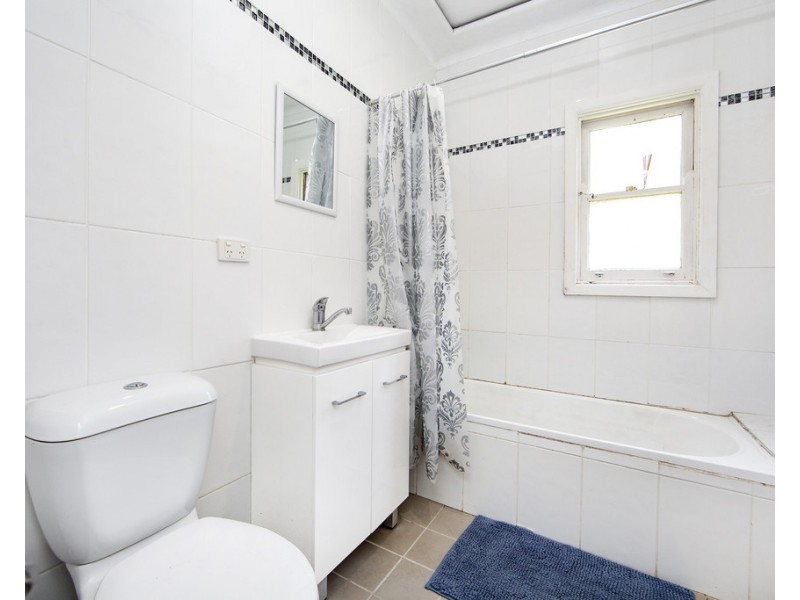 88 Sunrise Avenue, Halekulani NSW 2262