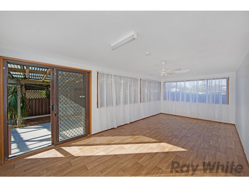 1 Elua Avenue, Budgewoi NSW 2262