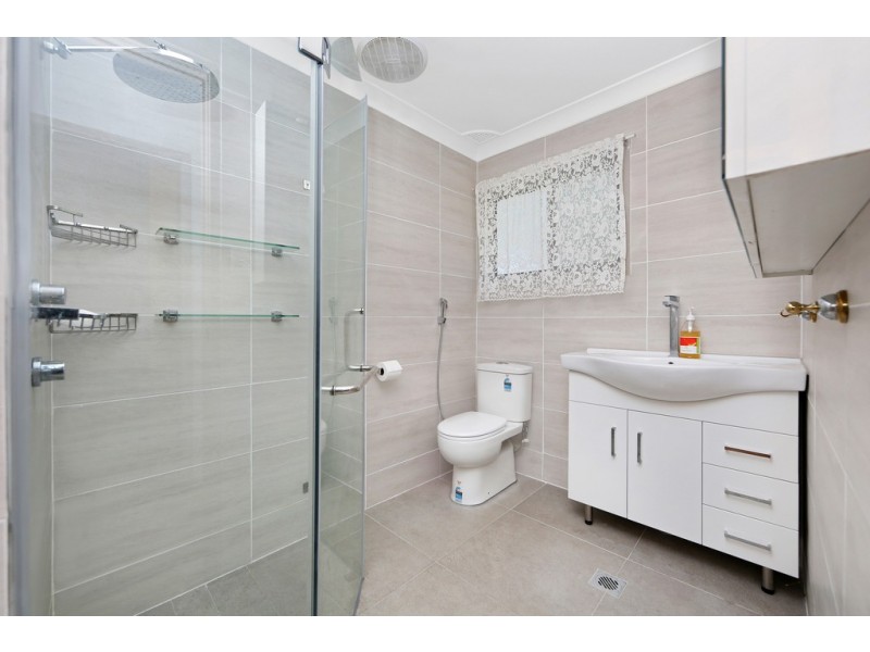 14 Regent Street, Buff Point NSW 2262