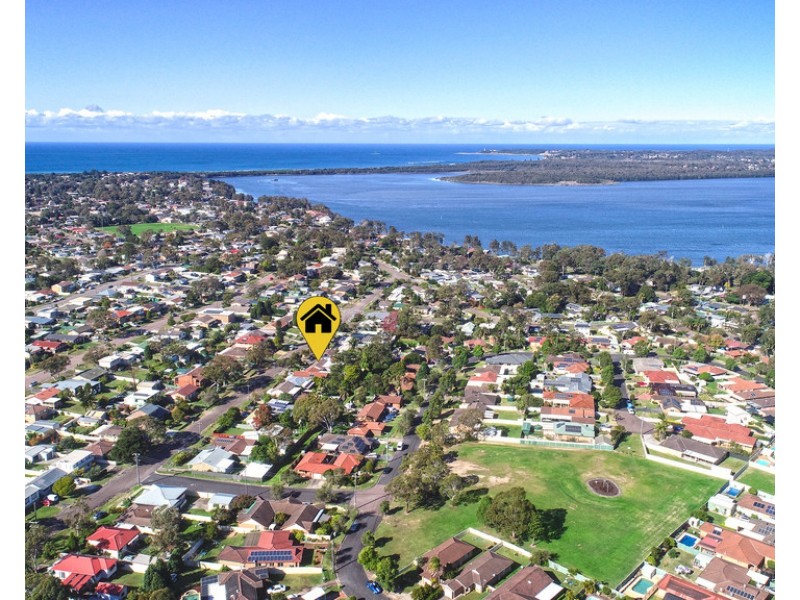 24 Laelana Avenue, Budgewoi NSW 2262