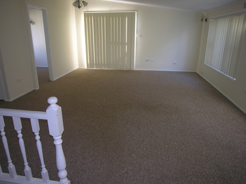 2/9 Erudgeree Street, Budgewoi NSW 2262