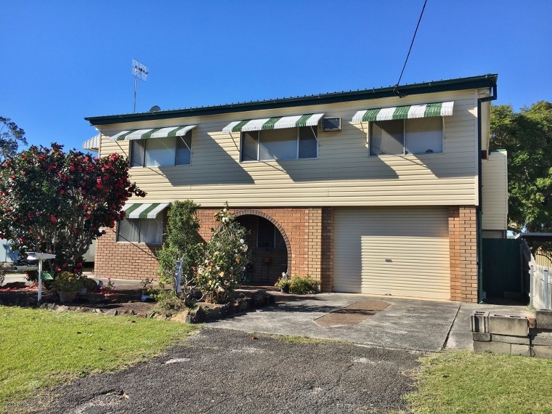 12a Kewalo Avenue, Budgewoi NSW 2262