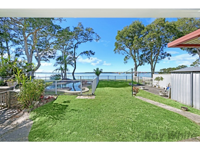 32 Woodland Parkway, Buff Point NSW 2262