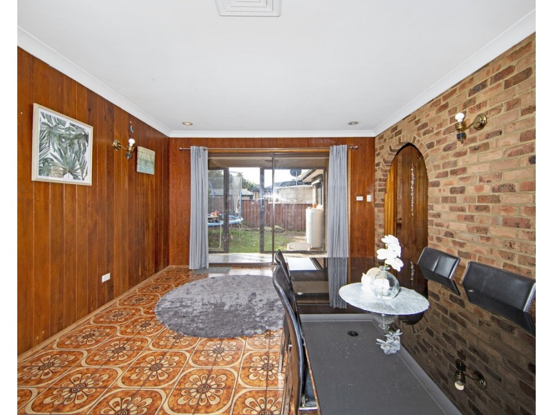 94 Coonanga Avenue, Budgewoi NSW 2262