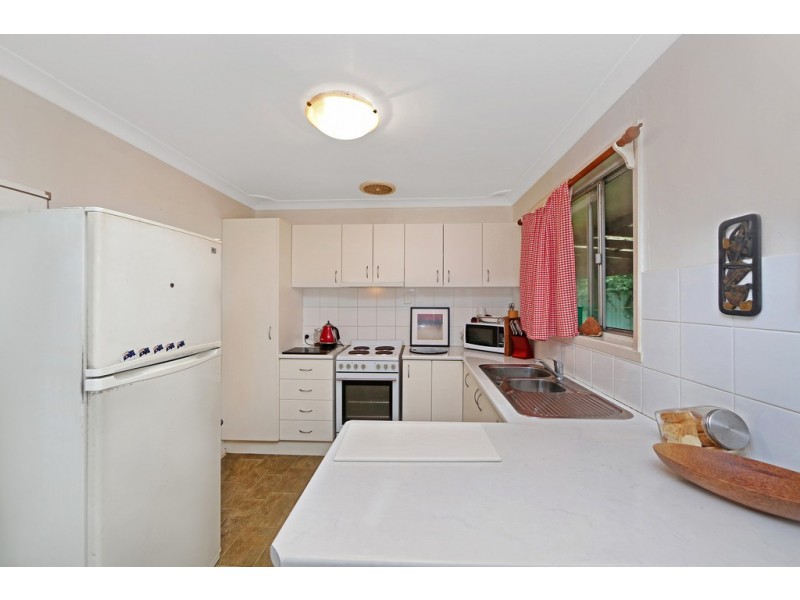 82 Sunrise Avenue, Halekulani NSW 2262