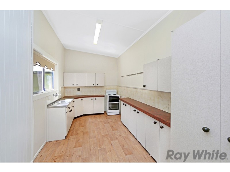 21 Sunrise Avenue, Budgewoi NSW 2262