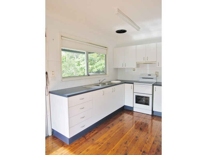 140 Buff Point Avenue, Buff Point NSW 2262