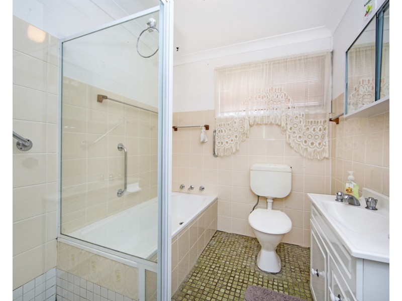 3/3 Alexandra Street, Budgewoi NSW 2262