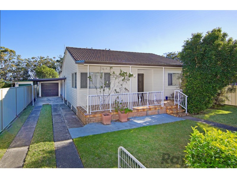 196 Buff Point Avenue, Buff Point NSW 2262